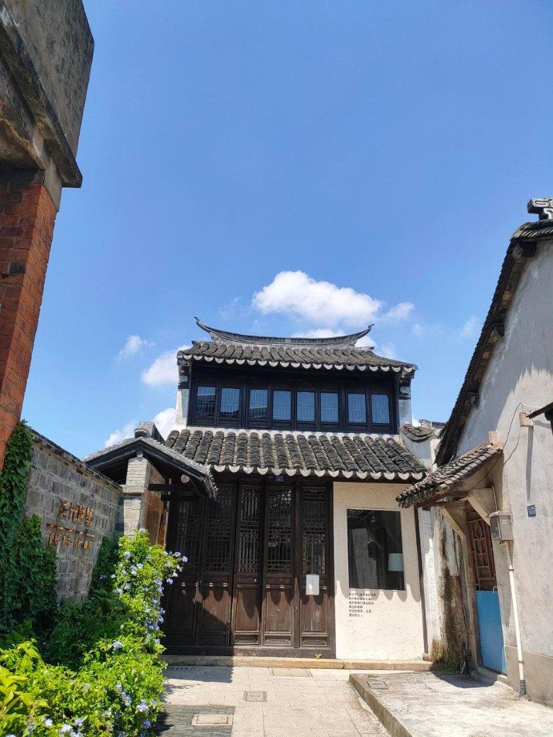 黄色小人推箱子