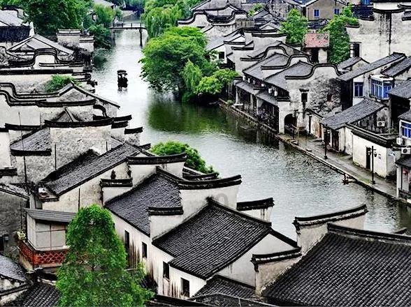 破防了!女儿结婚当天跪谢父母养育之恩,爸爸瞬间泪崩起身离开